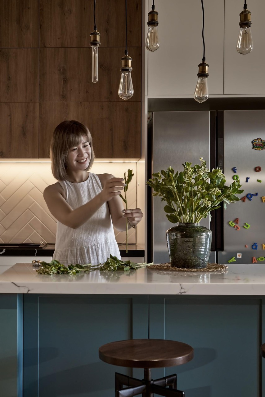 Admin Happynest khoe tổ ấm sử dụng sàn gỗ công nghiệp VASACO 12