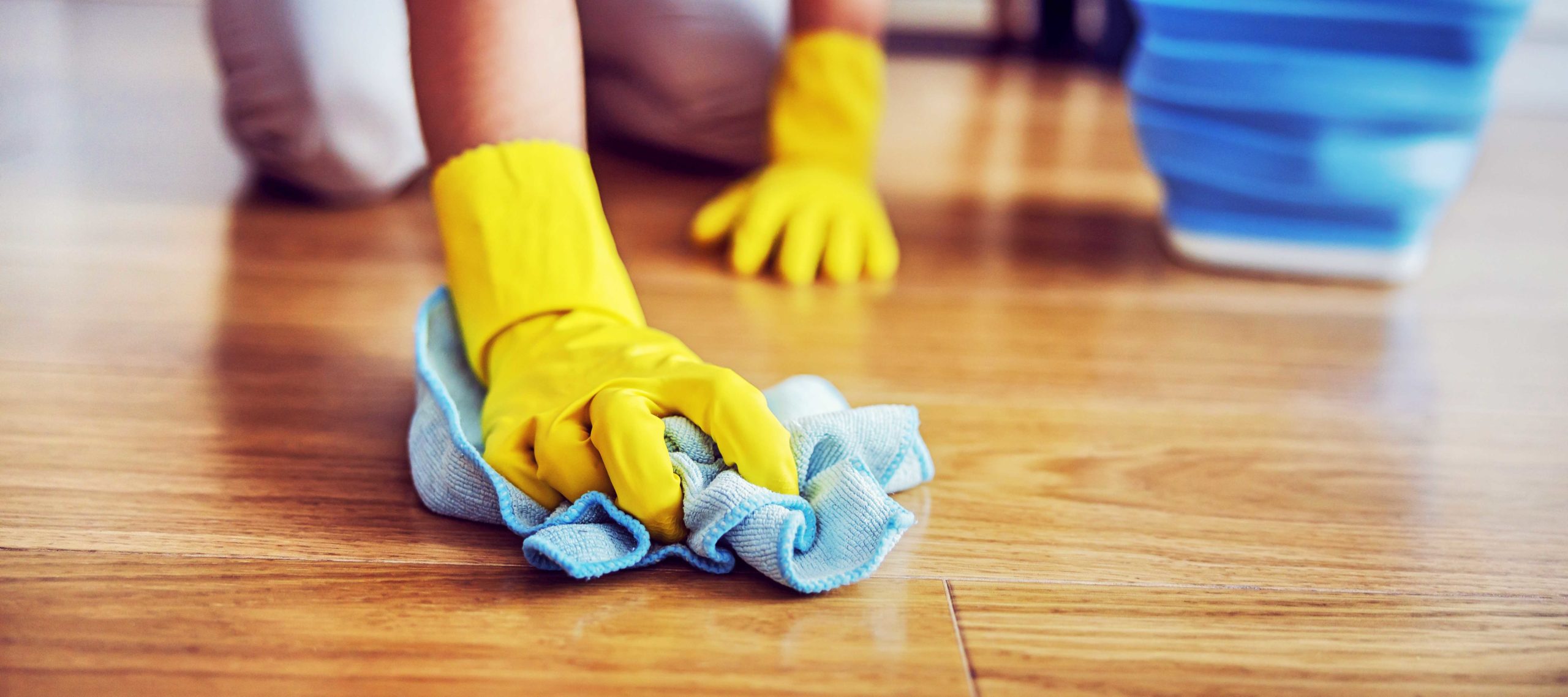 Cách khử mùi nội thất khi trời nồm ẩm 3