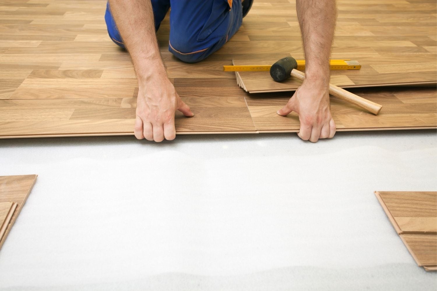 cách lát sàn gỗ công nghiệp tiết kiệm chi phí 2