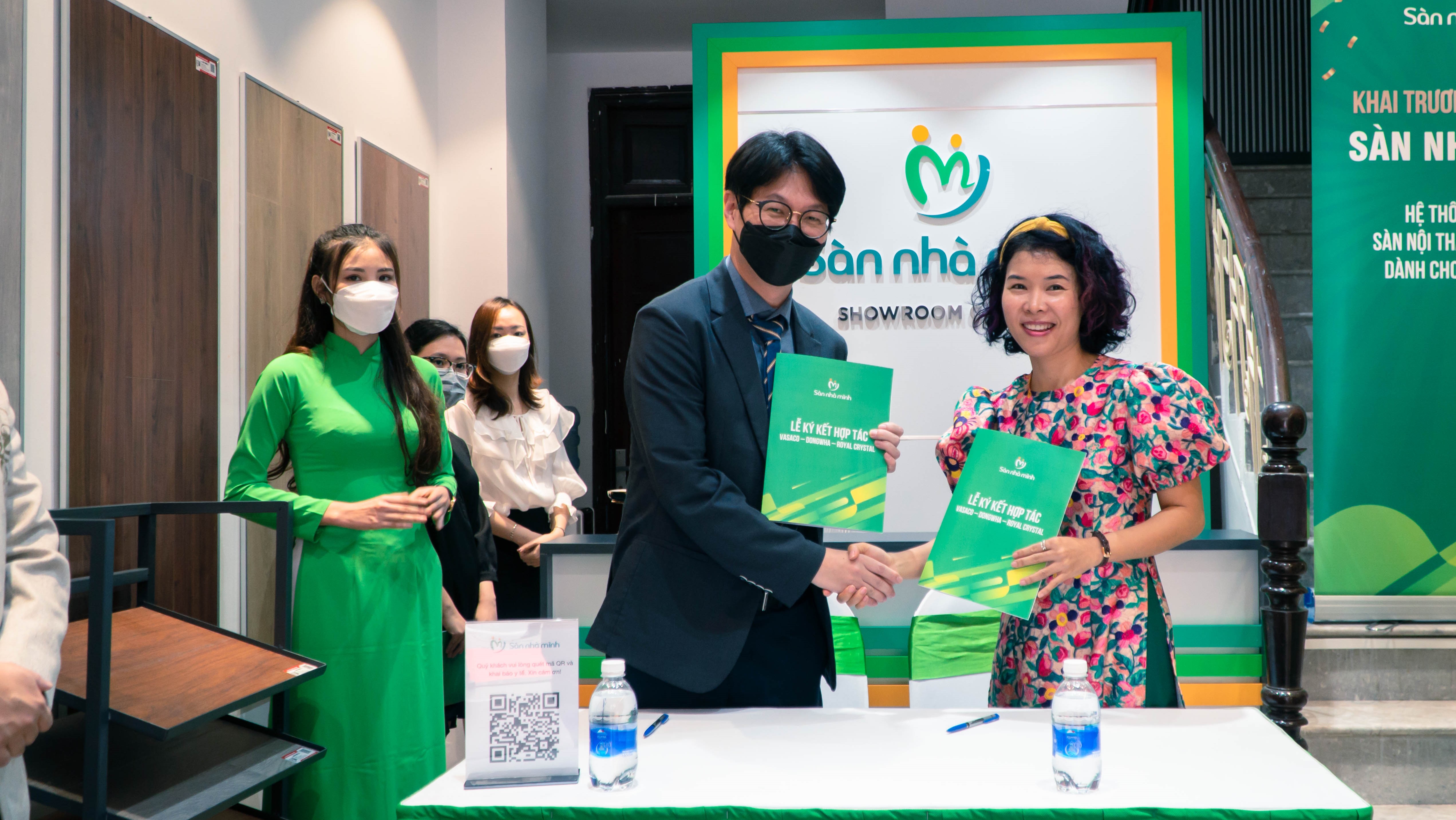 Chuỗi siêu thị Sàn Nhà Mình nơi cung cấp ván sàn cho gia đình Việt 1