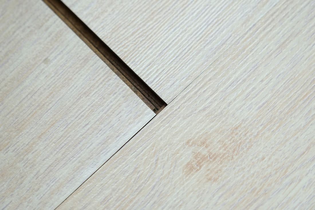 Hướng dẫn sửa chữa sàn đá công nghệ SPC bị lỗi