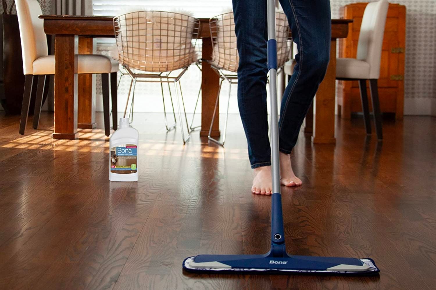 Mẹo làm mới sàn gỗ công nghiệp đón Tết cực đơn giản 1