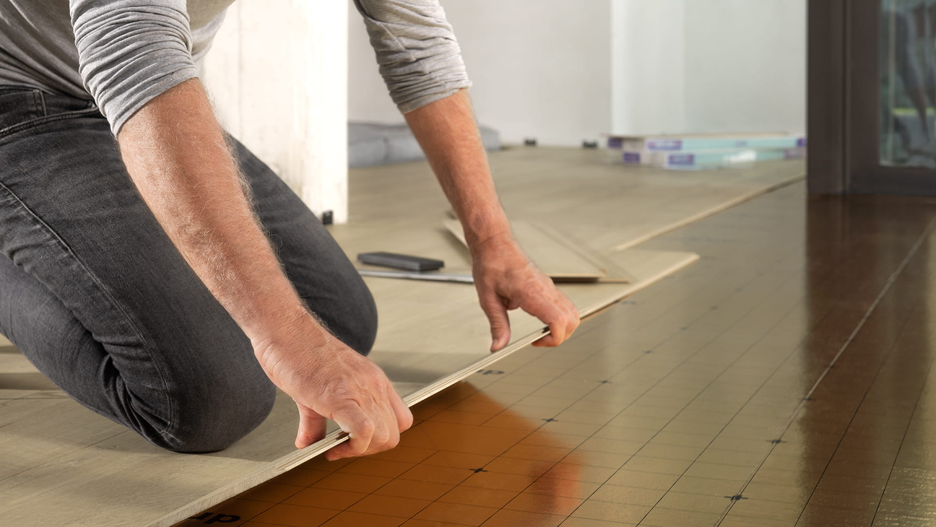 Sàn gỗ công nghiệp có phù hợp với nhà có máy điều hòa không? 3