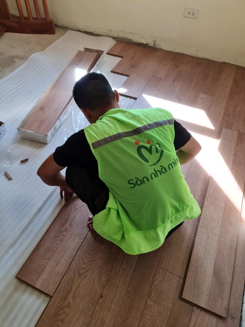 Sàn gỗ cốt xanh chống ẩm: Đừng để tiền mất tật mang 2