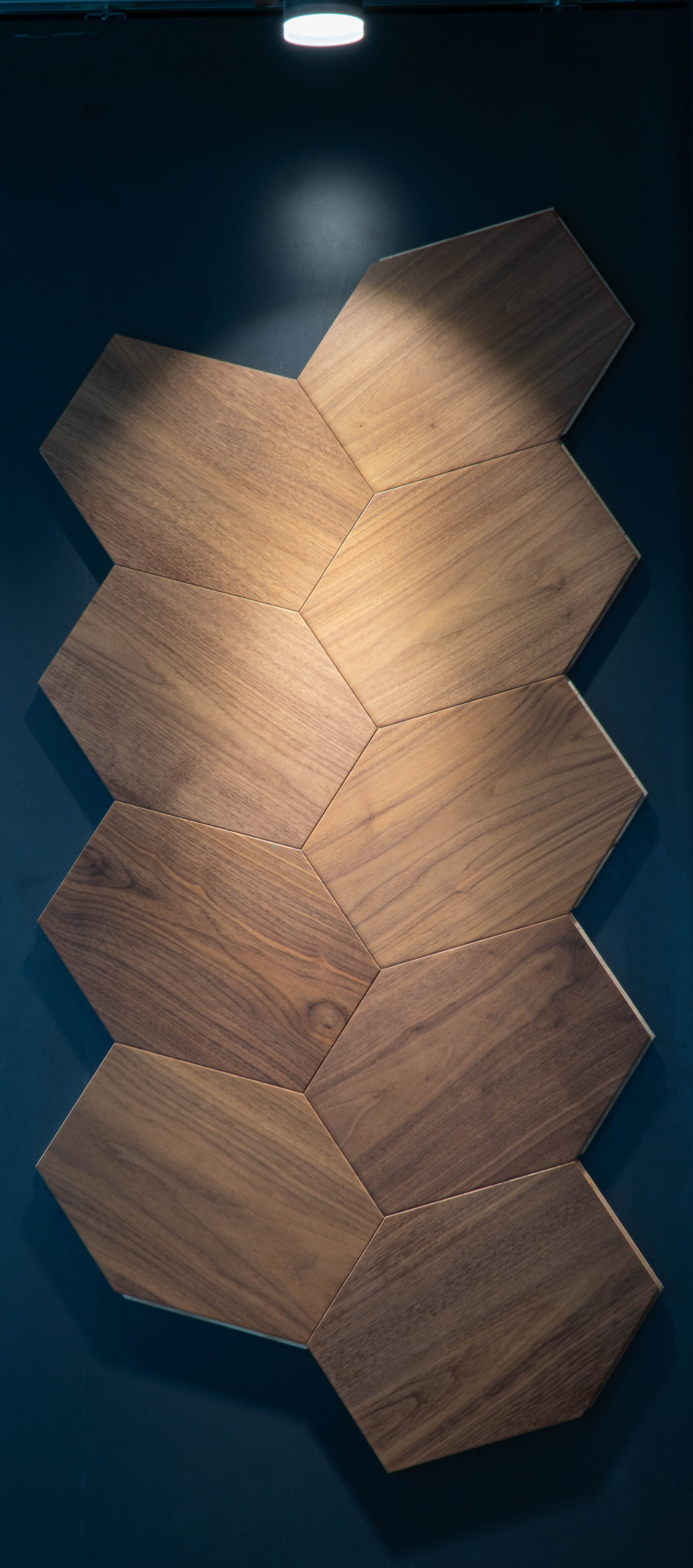 sàn gỗ nghệ thuật monarca max1002x black walnut